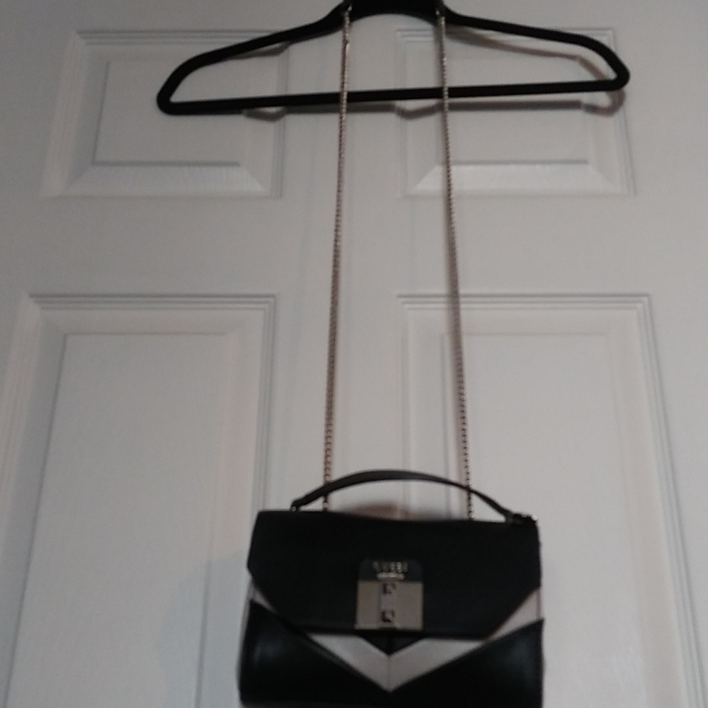Guess crossbody convertible black and white bag small - Picture 13 of 16